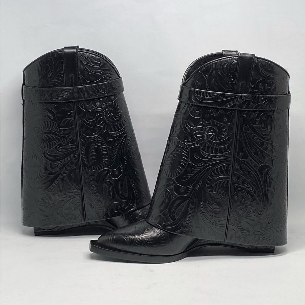 Givenchy Shark Lock Cowboy Ankle Boots In Western Leather size 39 - Picture 10 of 16